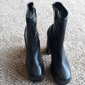 ASOS design Evelyn High-Heeled Platform Boots